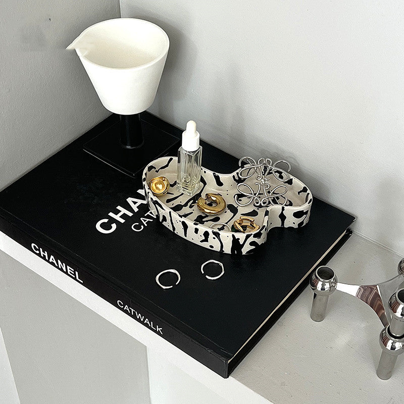 Irregular Storage Tray